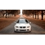 Foto bardhë BMW në desktop