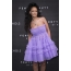 Rihanna vo fialových šatách