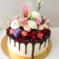 کیک با میوه و گل