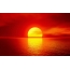 Crveni zalazak sunca na moru