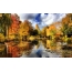 秋の森、湖