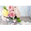 ມີ bouquet ຂອງດອກກຸຫລາບໃນ vase