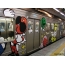 日本の列車の驚くべき色付け